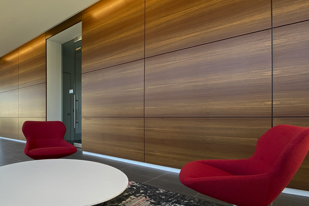 Paneles arquitectónicos de madera con chapa