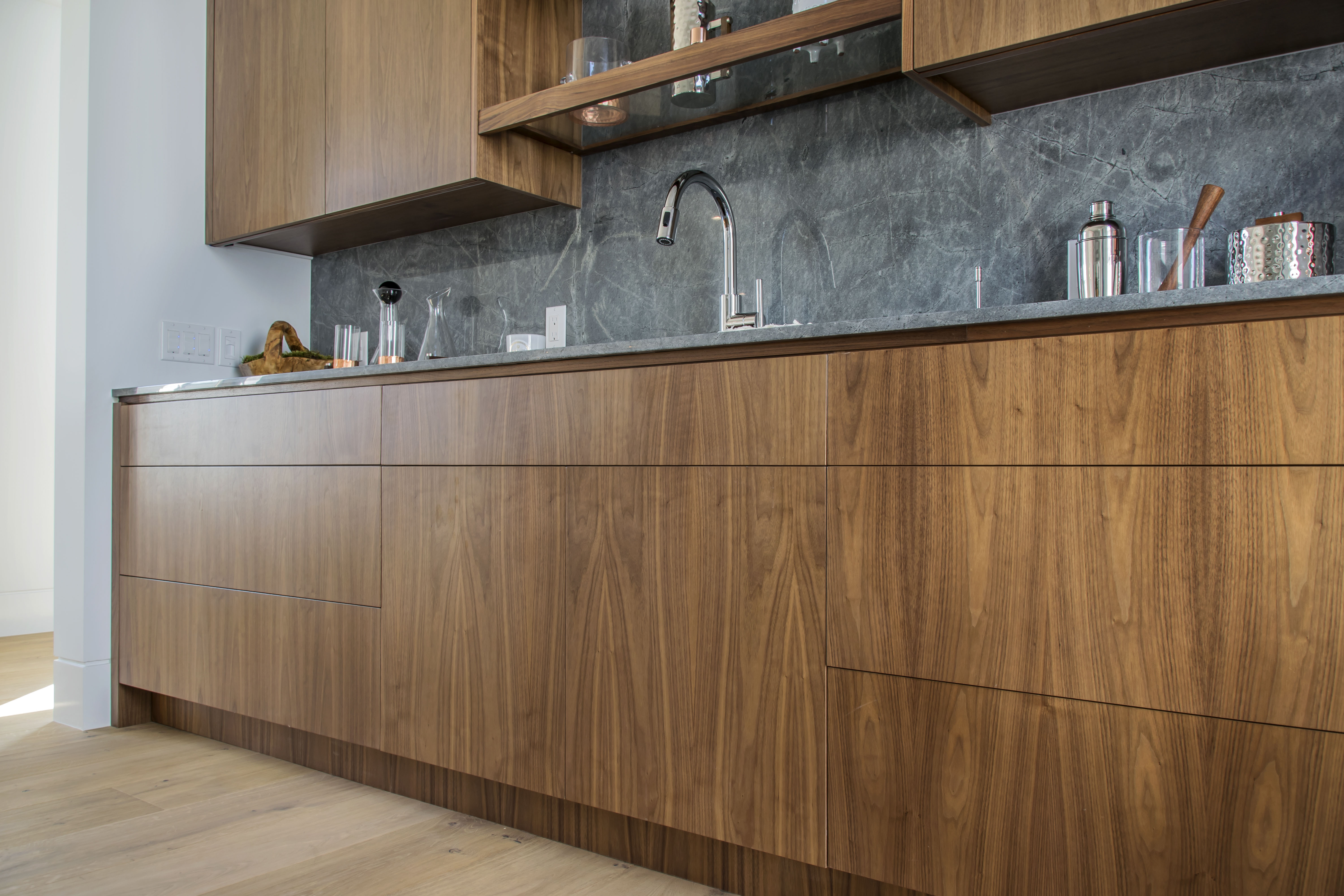 Detalle de panel de madera arquitectónico